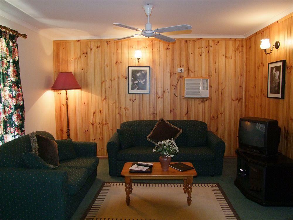 Ficifolia Lodge Parndana Екстериор снимка