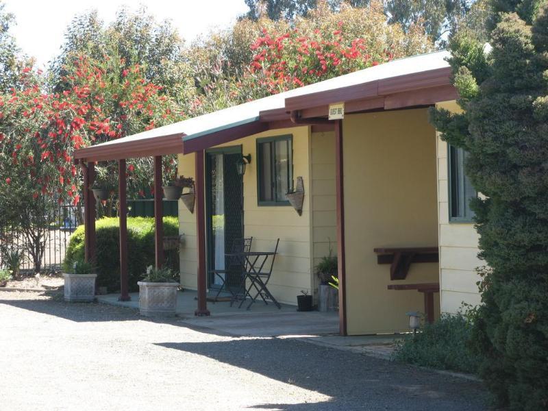 Ficifolia Lodge Parndana Екстериор снимка