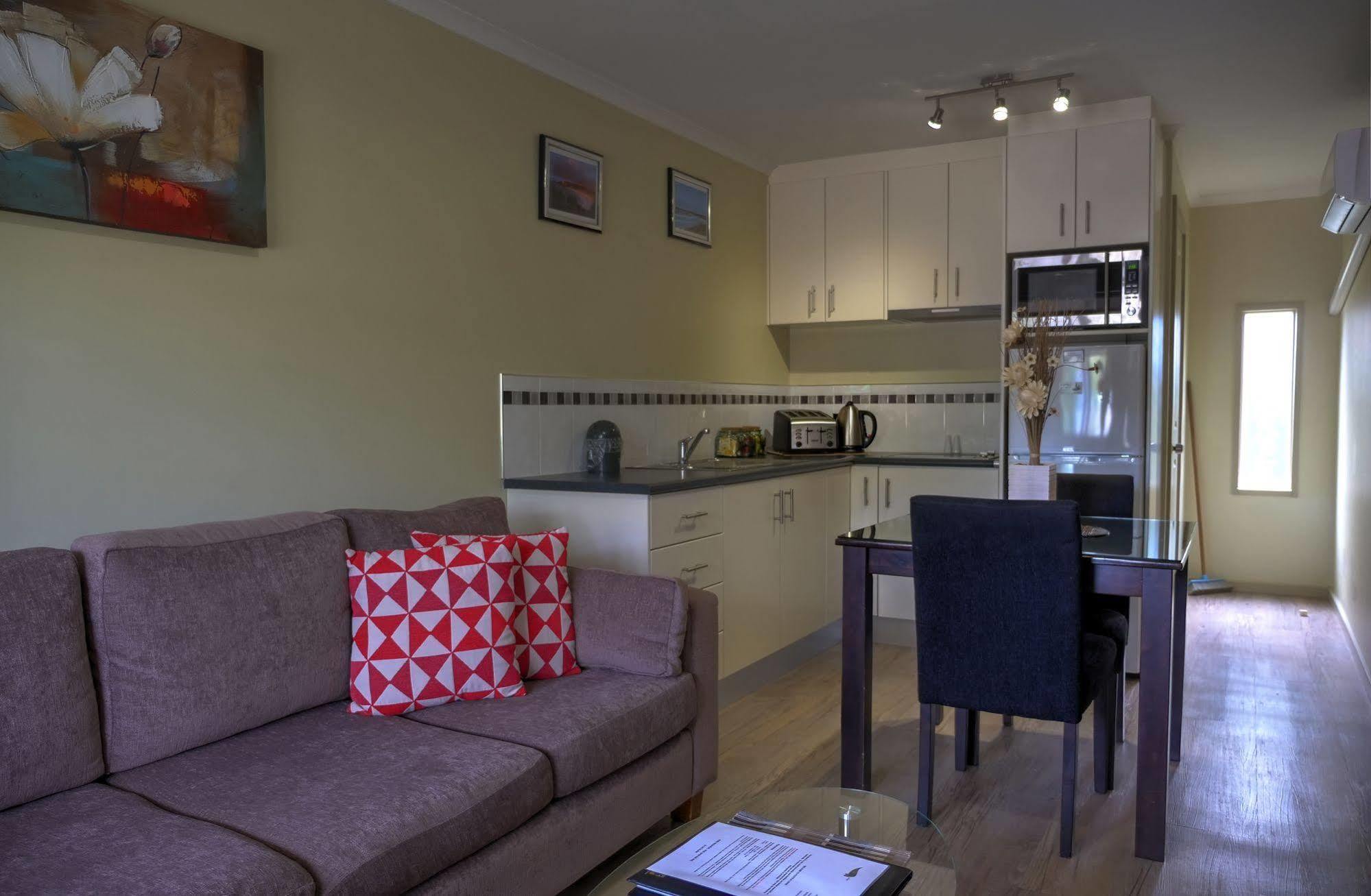 Ficifolia Lodge Parndana Екстериор снимка